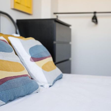 Guestready - Quental Wallpaper Near Marques Square Porto Exterior foto