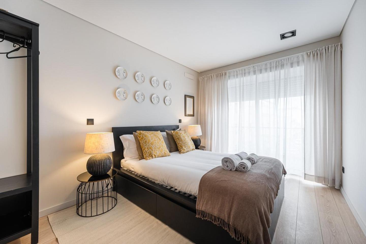 Guestready - Quental Wallpaper Near Marques Square Porto Exterior foto